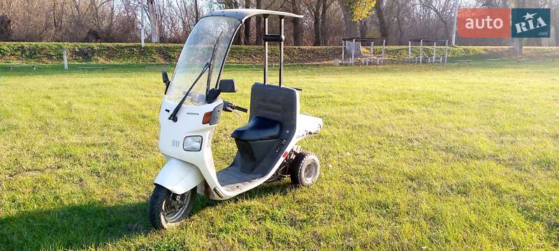 Грузовые мотороллеры, мотоциклы, скутеры, мопеды Honda Gyro Canopy 2002 в Балте