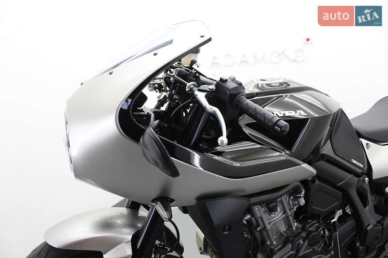 Кафе рейсер Honda Hawk 11 2023 в Гнивани
