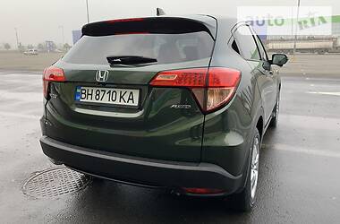 Внедорожник / Кроссовер Honda HR-V 2015 в Одессе