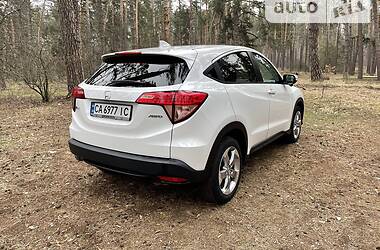 Внедорожник / Кроссовер Honda HR-V 2016 в Черкассах