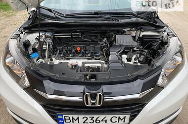 Внедорожник / Кроссовер Honda HR-V 2016 в Сумах