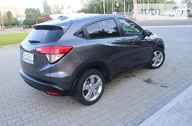 Внедорожник / Кроссовер Honda HR-V 2015 в Черкассах