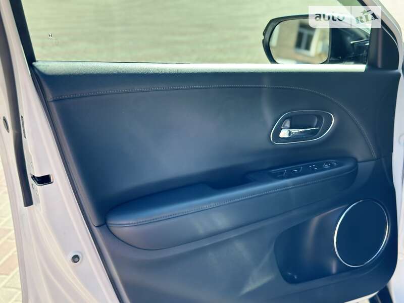 Позашляховик / Кросовер Honda HR-V 2019 в Сумах