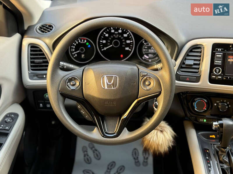 Внедорожник / Кроссовер Honda HR-V 2016 в Ужгороде