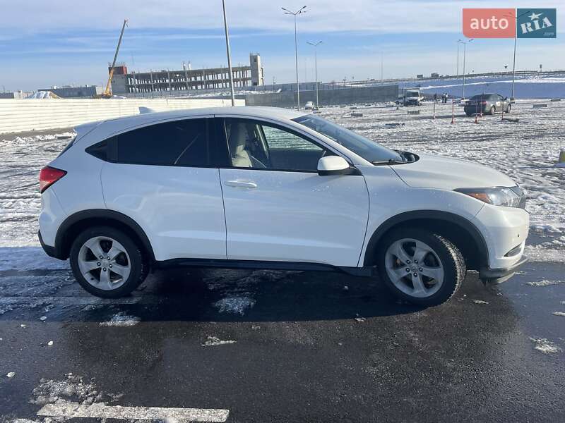 Позашляховик / Кросовер Honda HR-V 2016 в Львові