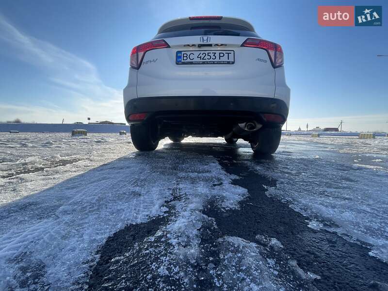 Позашляховик / Кросовер Honda HR-V 2016 в Львові