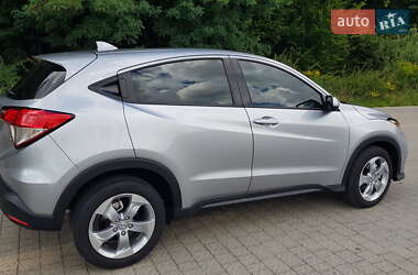 Внедорожник / Кроссовер Honda HR-V 2019 в Городке