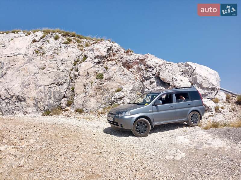 Внедорожник / Кроссовер Honda HR-V 2004 в Одессе