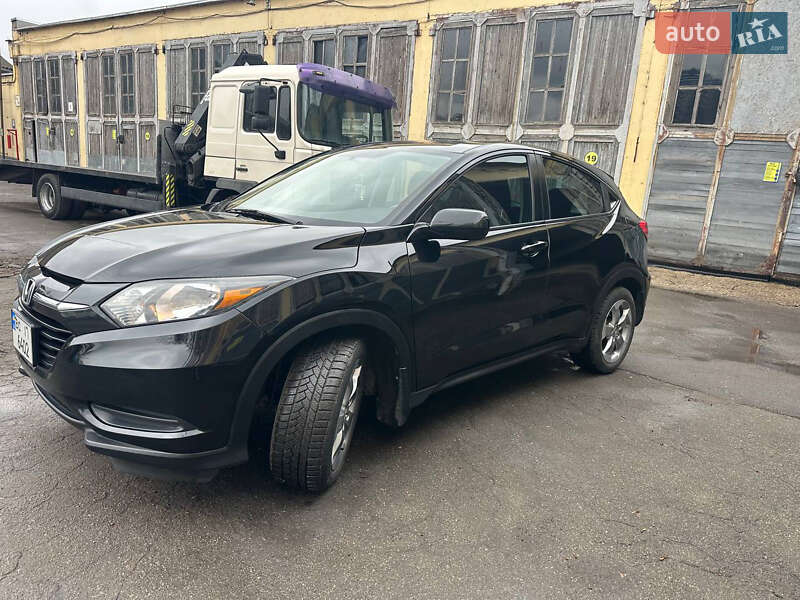 Позашляховик / Кросовер Honda HR-V 2016 в Львові фото 3 Позашляховик / Кросовер Honda HR-V 2016 в Львові