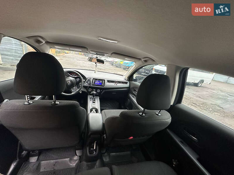 Позашляховик / Кросовер Honda HR-V 2016 в Львові фото 9 Позашляховик / Кросовер Honda HR-V 2016 в Львові