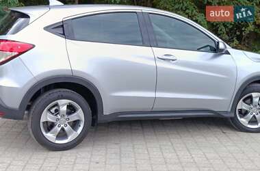 Внедорожник / Кроссовер Honda HR-V 2019 в Городке