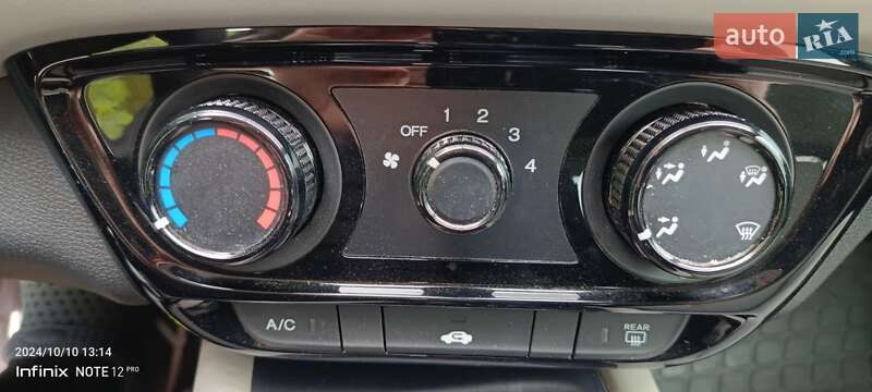 Внедорожник / Кроссовер Honda HR-V 2019 в Городке