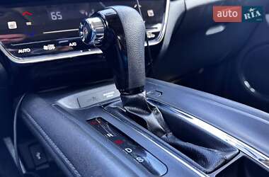 Позашляховик / Кросовер Honda HR-V 2017 в 