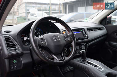 Позашляховик / Кросовер Honda HR-V 2017 в 