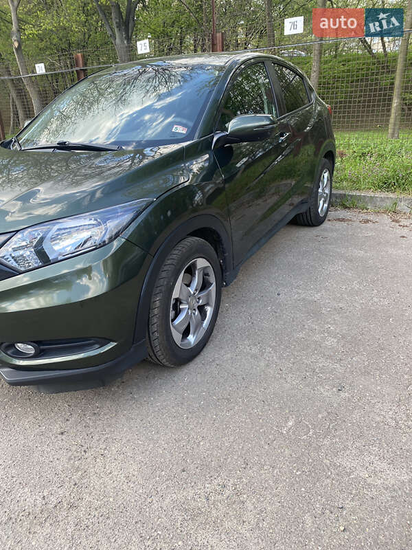 Позашляховик / Кросовер Honda HR-V 2017 в Львові