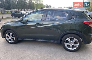 Внедорожник / Кроссовер Honda HR-V 2017 в 