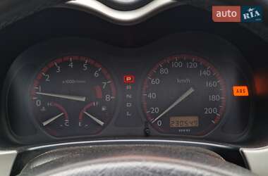 Позашляховик / Кросовер Honda HR-V 2005 в 