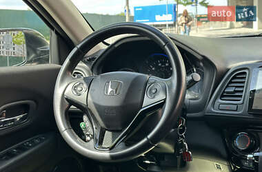 Позашляховик / Кросовер Honda HR-V 2018 в 