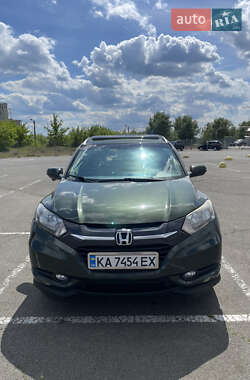 Внедорожник / Кроссовер Honda HR-V 2016 в Киеве