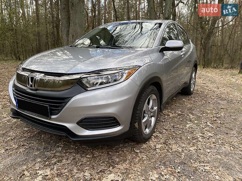 Внедорожник / Кроссовер Honda HR-V 2019 в Киеве