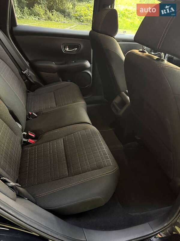 Позашляховик / Кросовер Honda HR-V 2023 в Києві
