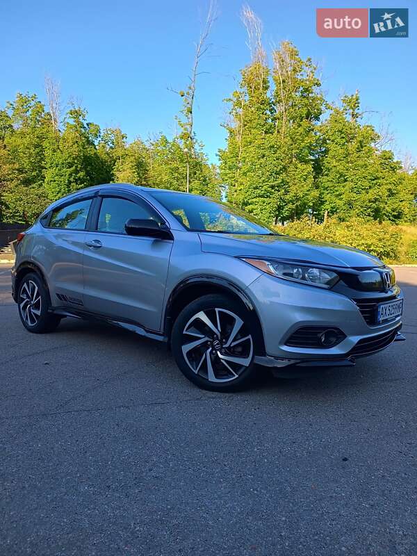 Позашляховик / Кросовер Honda HR-V 2019 в Харкові