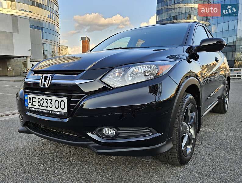 Внедорожник / Кроссовер Honda HR-V 2018 в 