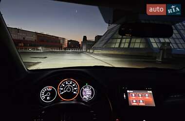 Внедорожник / Кроссовер Honda HR-V 2018 в 