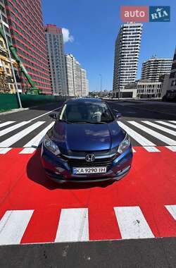 Внедорожник / Кроссовер Honda HR-V 2017 в Киеве