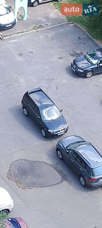 Позашляховик / Кросовер Honda HR-V 2002 в Києві фото 6 Позашляховик / Кросовер Honda HR-V 2002 в Києві