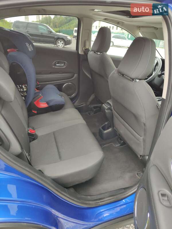 Внедорожник / Кроссовер Honda HR-V 2019 в Киеве