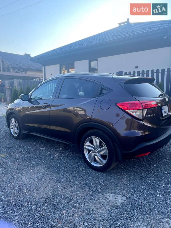 Внедорожник / Кроссовер Honda HR-V 2019 в Погребах