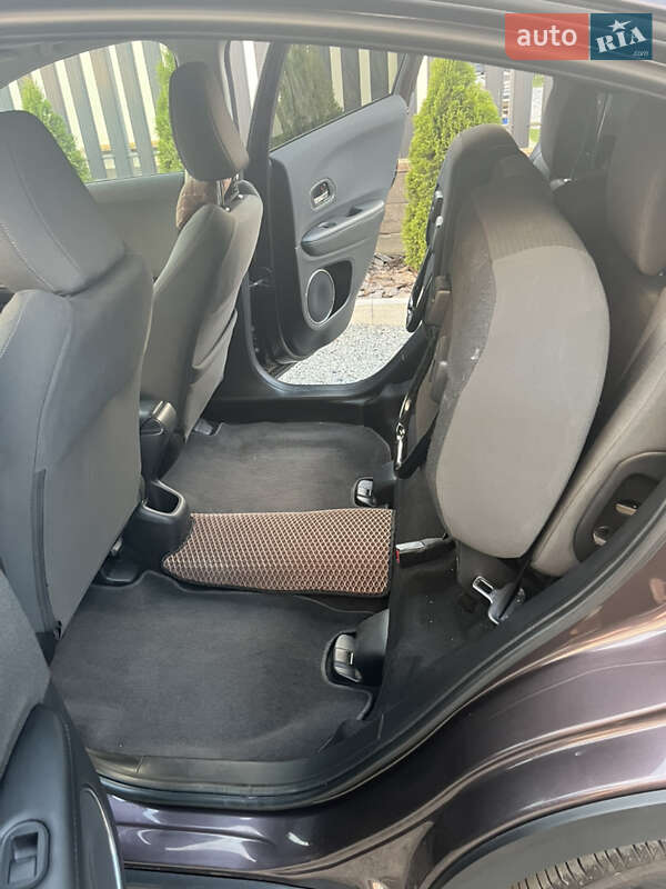 Внедорожник / Кроссовер Honda HR-V 2019 в Погребах