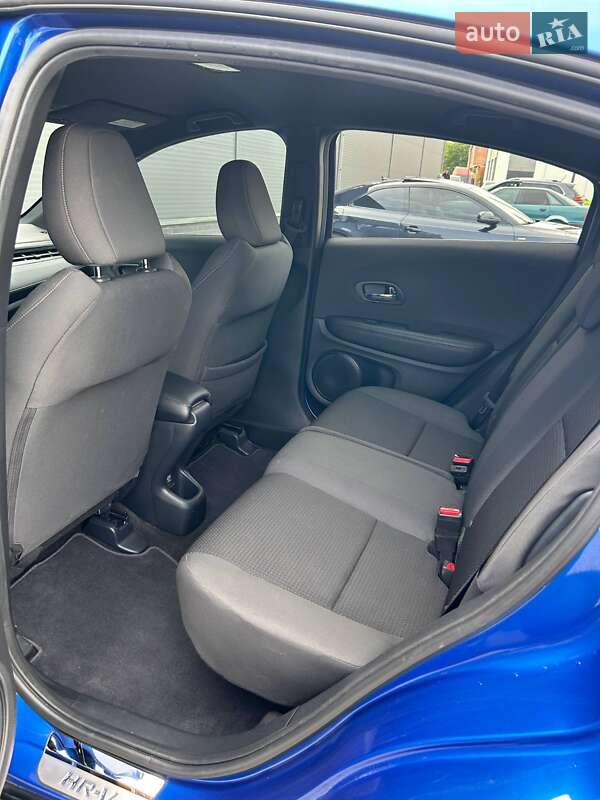 Внедорожник / Кроссовер Honda HR-V 2022 в Бориславе
