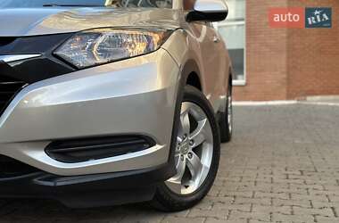 Внедорожник / Кроссовер Honda HR-V 2016 в 