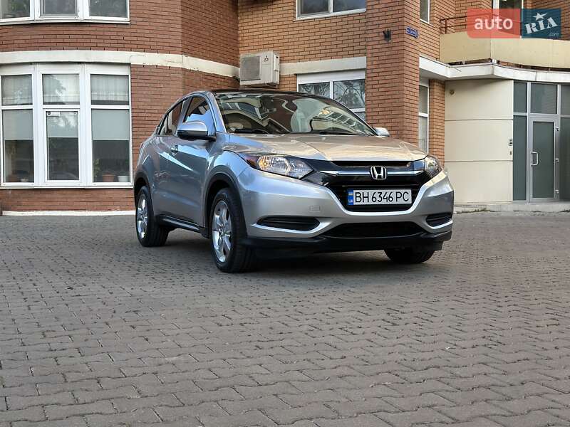 Внедорожник / Кроссовер Honda HR-V 2016 в Одессе