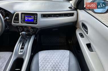 Внедорожник / Кроссовер Honda HR-V 2016 в 