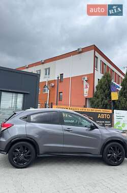 Внедорожник / Кроссовер Honda HR-V 2021 в 