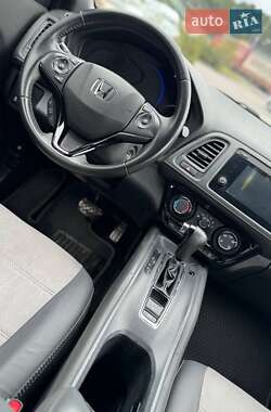 Внедорожник / Кроссовер Honda HR-V 2021 в 