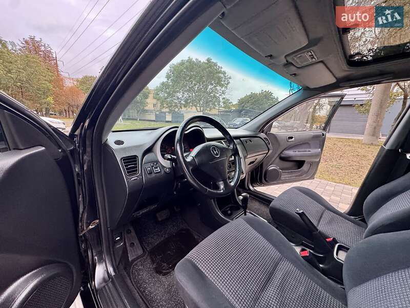 Позашляховик / Кросовер Honda HR-V 2005 в Одесі фото 36 Позашляховик / Кросовер Honda HR-V 2005 в Одесі