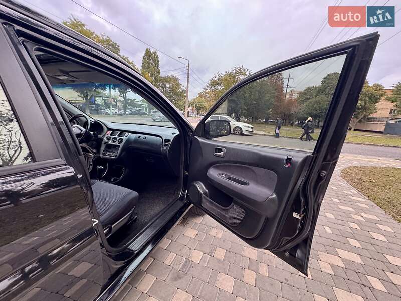 Позашляховик / Кросовер Honda HR-V 2005 в Одесі фото 40 Позашляховик / Кросовер Honda HR-V 2005 в Одесі