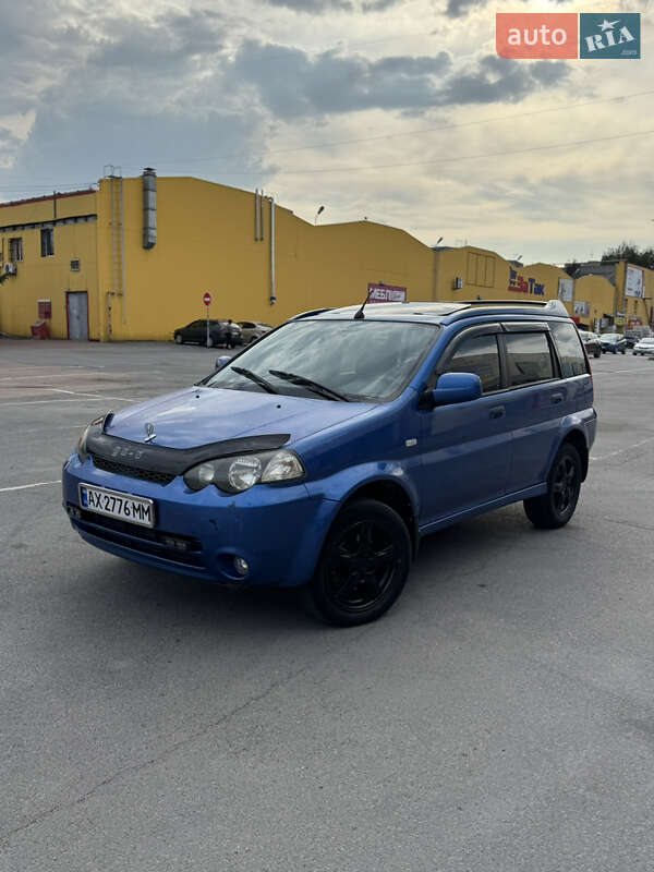 Позашляховик / Кросовер Honda HR-V 2004 в 