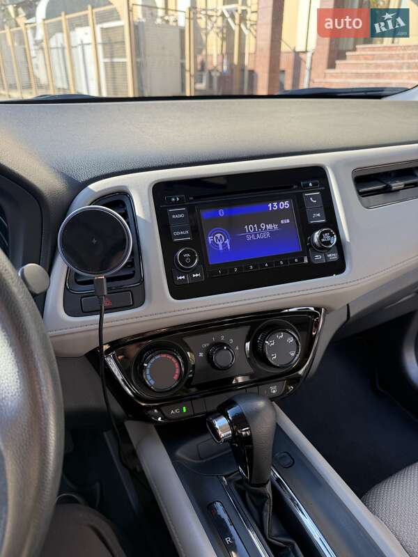 Внедорожник / Кроссовер Honda HR-V 2015 в Киеве фото 5 Внедорожник / Кроссовер Honda HR-V 2015 в Киеве