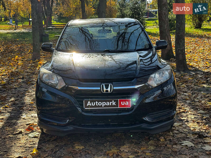 Внедорожник / Кроссовер Honda HR-V 2018 в Киеве