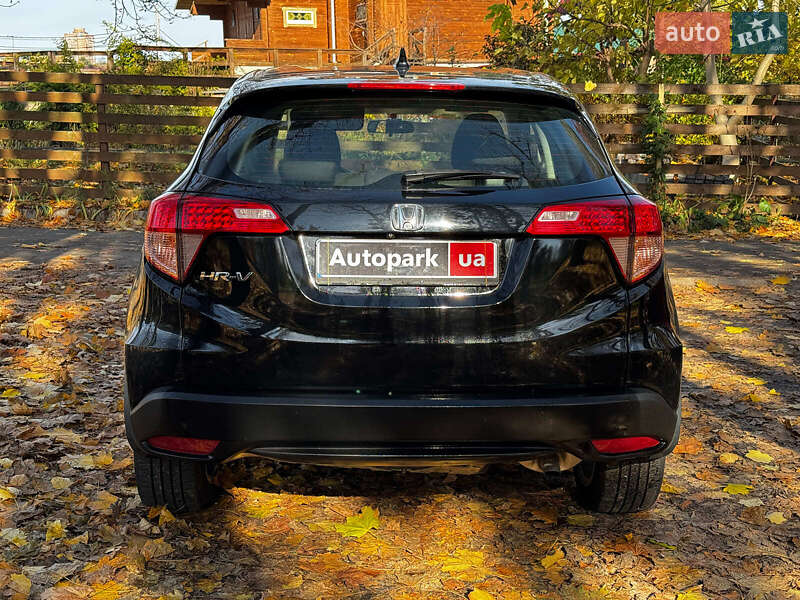 Внедорожник / Кроссовер Honda HR-V 2018 в Киеве