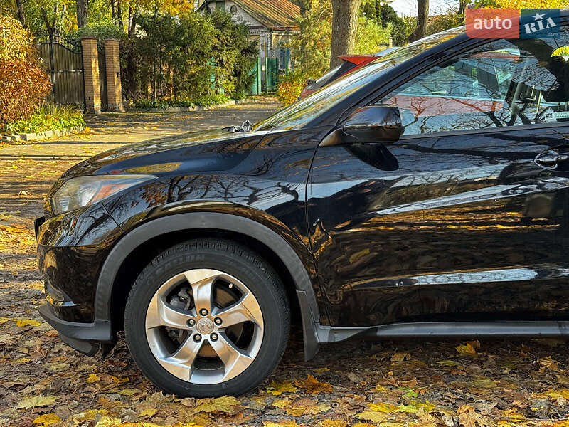 Внедорожник / Кроссовер Honda HR-V 2018 в Киеве