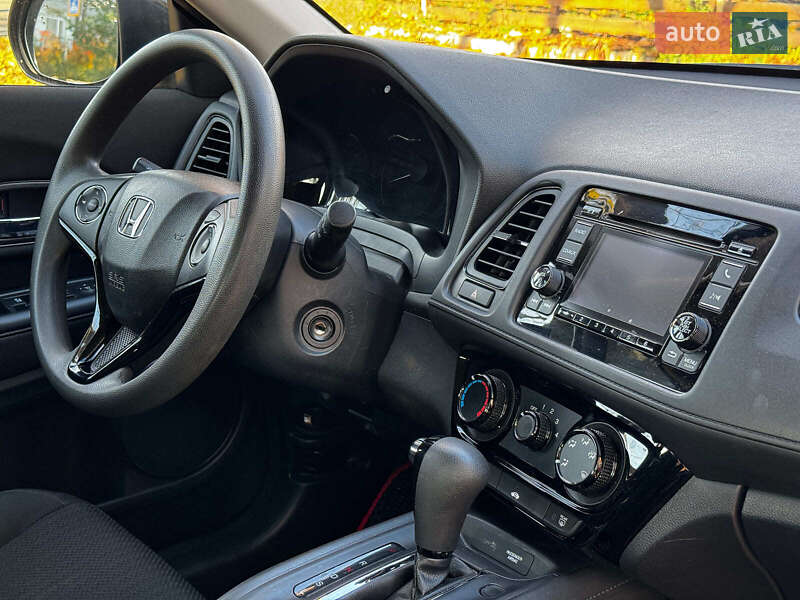 Внедорожник / Кроссовер Honda HR-V 2018 в Киеве