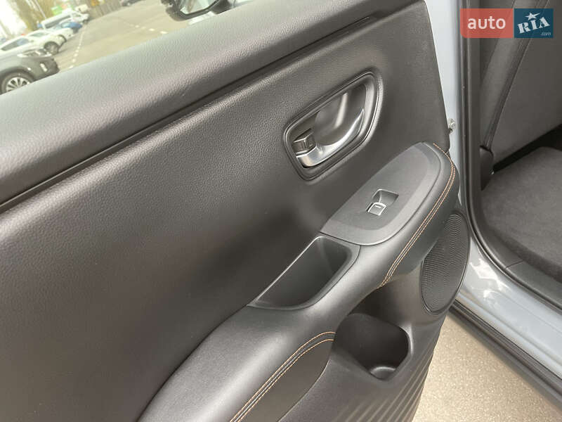 Внедорожник / Кроссовер Honda HR-V 2023 в Киеве фото 46 Внедорожник / Кроссовер Honda HR-V 2023 в Киеве