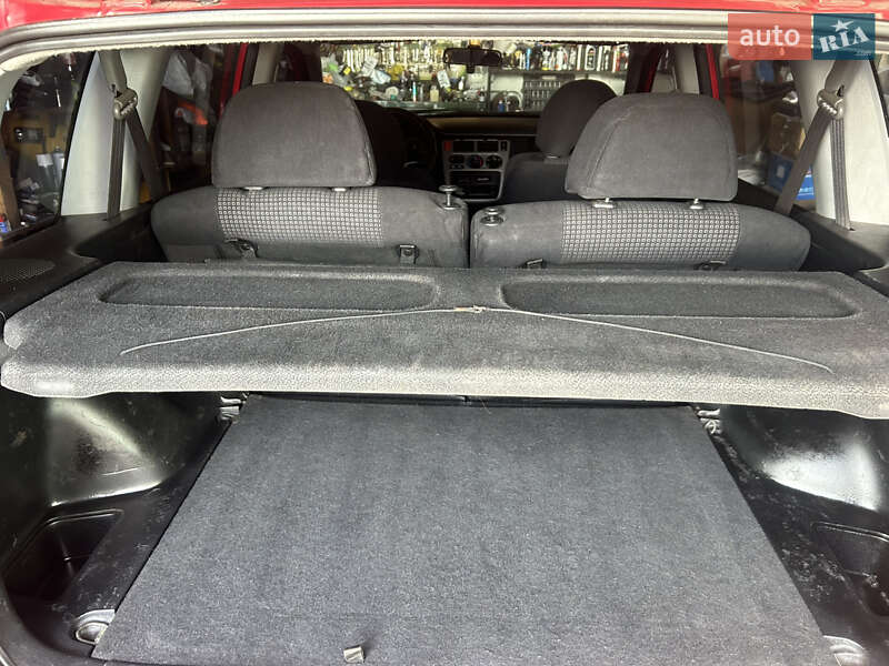 Внедорожник / Кроссовер Honda HR-V 2001 в Пирятине фото 8 Внедорожник / Кроссовер Honda HR-V 2001 в Пирятине