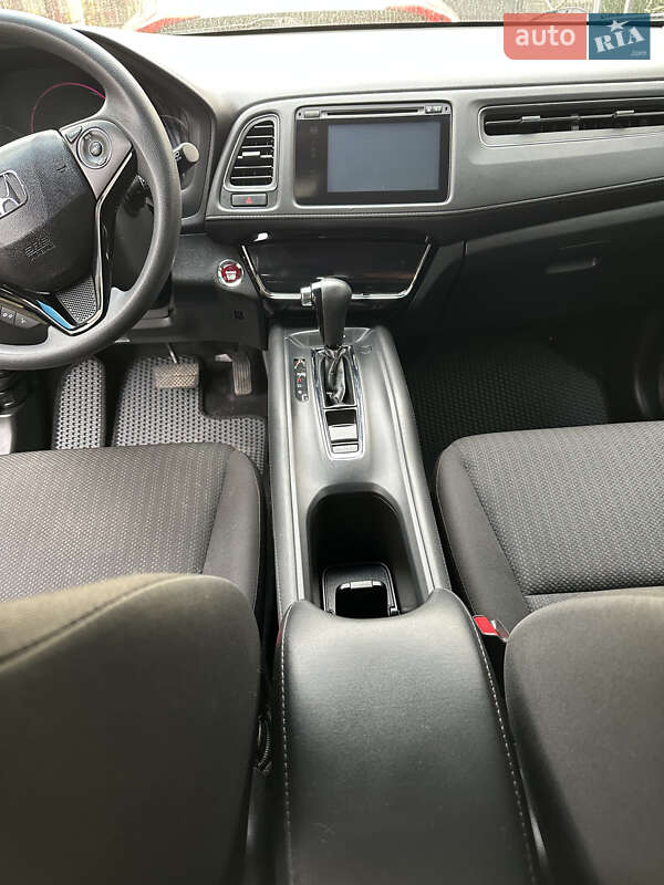 Позашляховик / Кросовер Honda HR-V 2016 в Миколаєві фото 25 Позашляховик / Кросовер Honda HR-V 2016 в Миколаєві